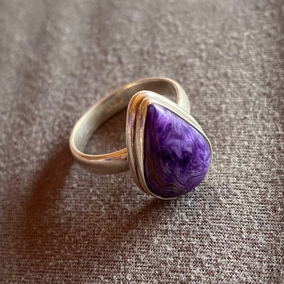 Sterling Silver Purple Charoite Ring Size 6 - Picture 2 of 5